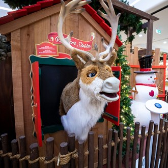 Reindeer Singing Animatronic Wall Mounted Brown and White 1.45M x 1M